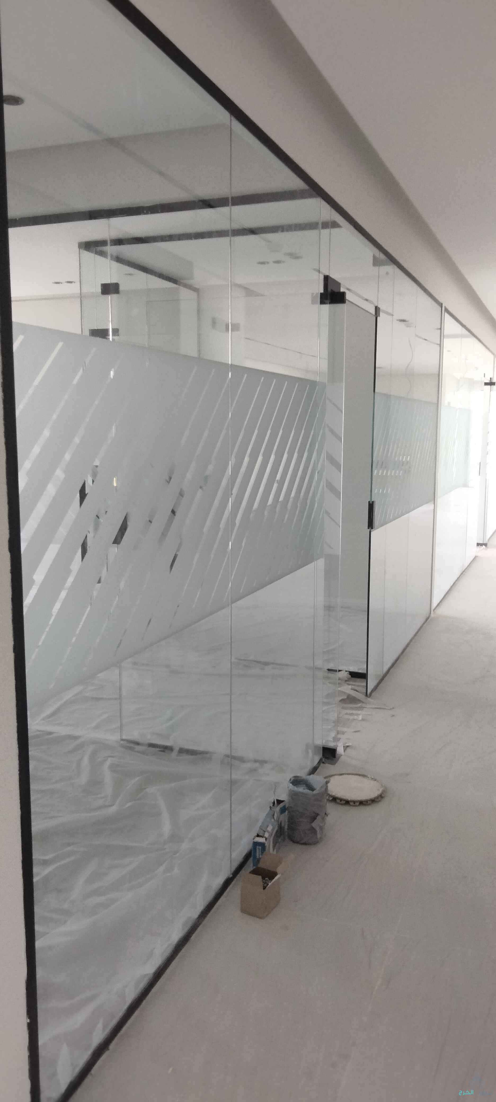 جميع الكلادن أعمال الزجاج السكريت