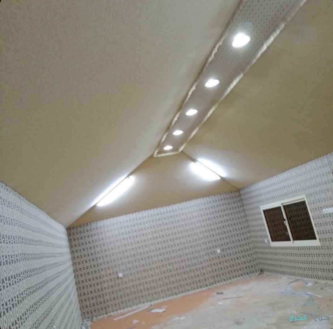 تفاصيل الخيام مظلات