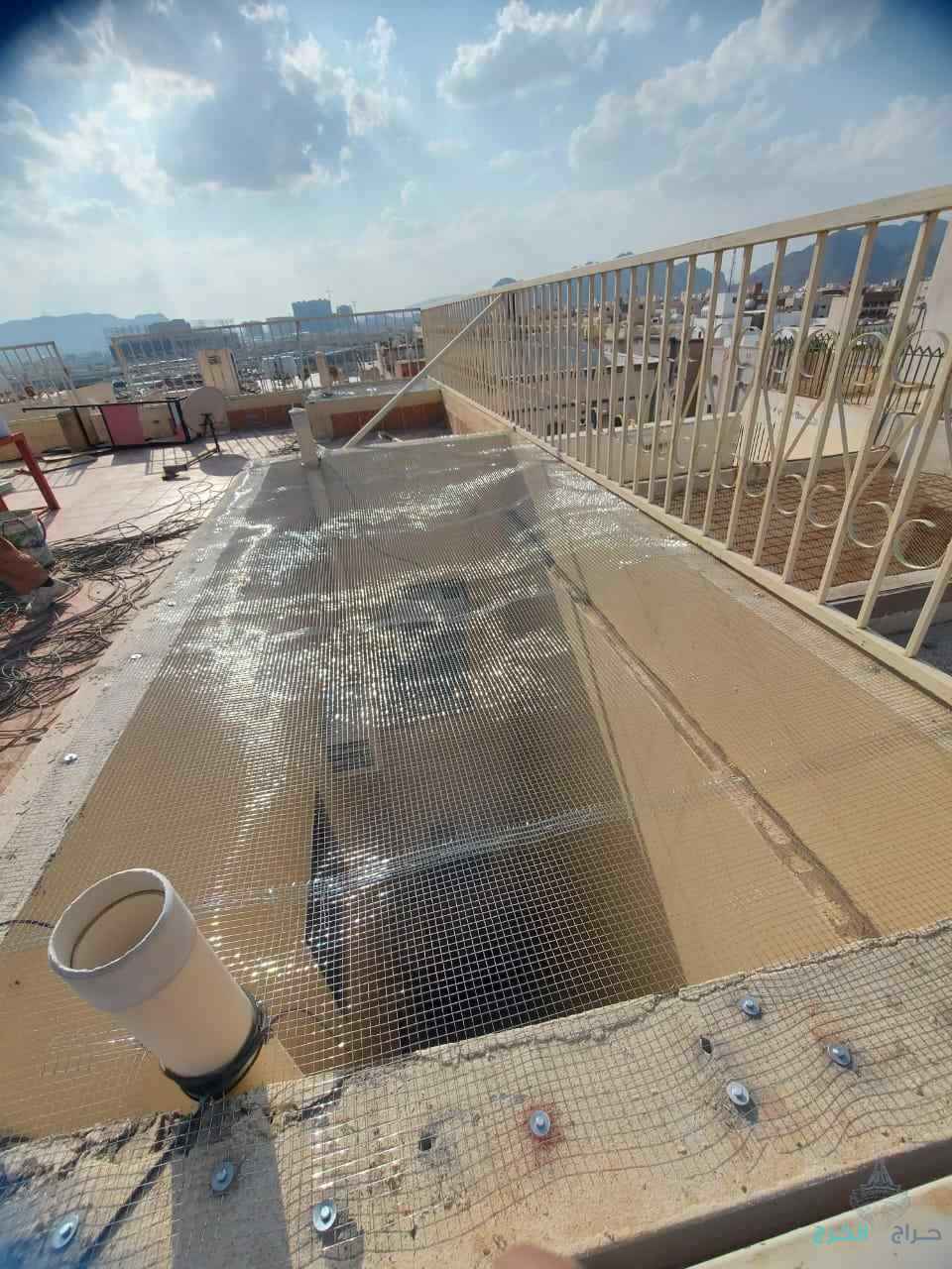 غطاء مكيفات فيبر جلاس خارجية طارد الحمام