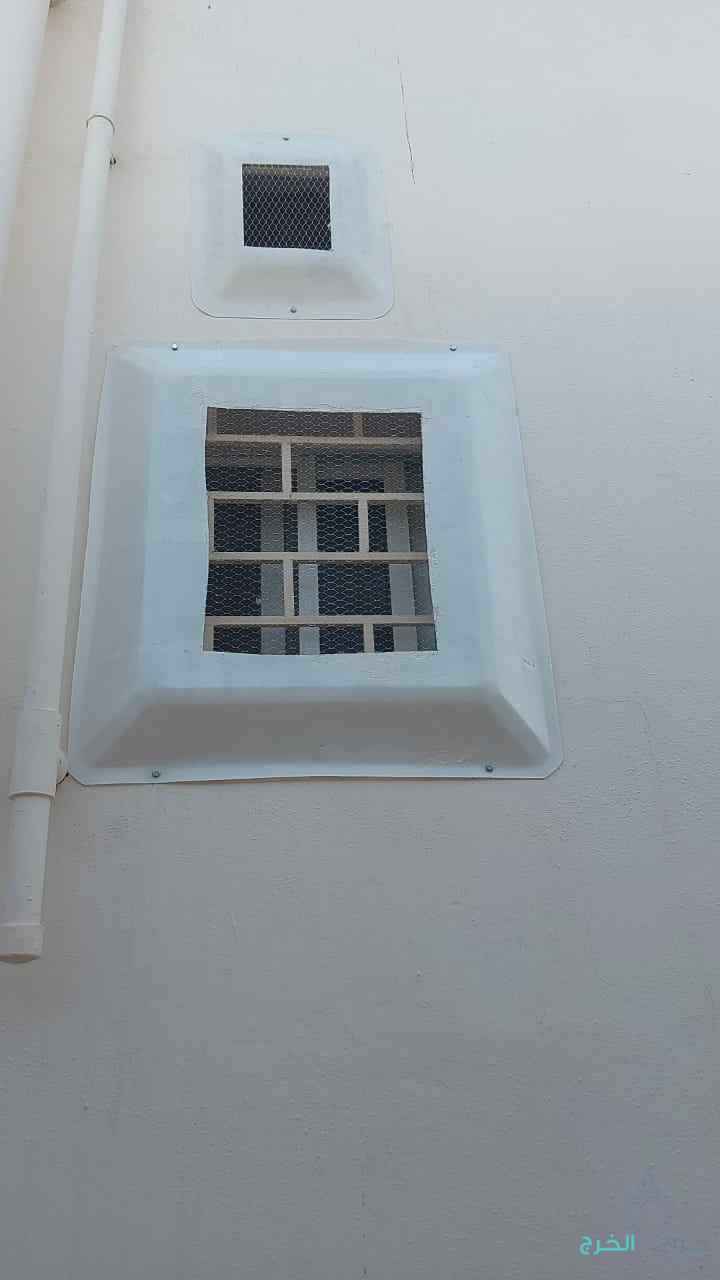 غطاء مكيفات فيبر جلاس خارجية طارد الحمام