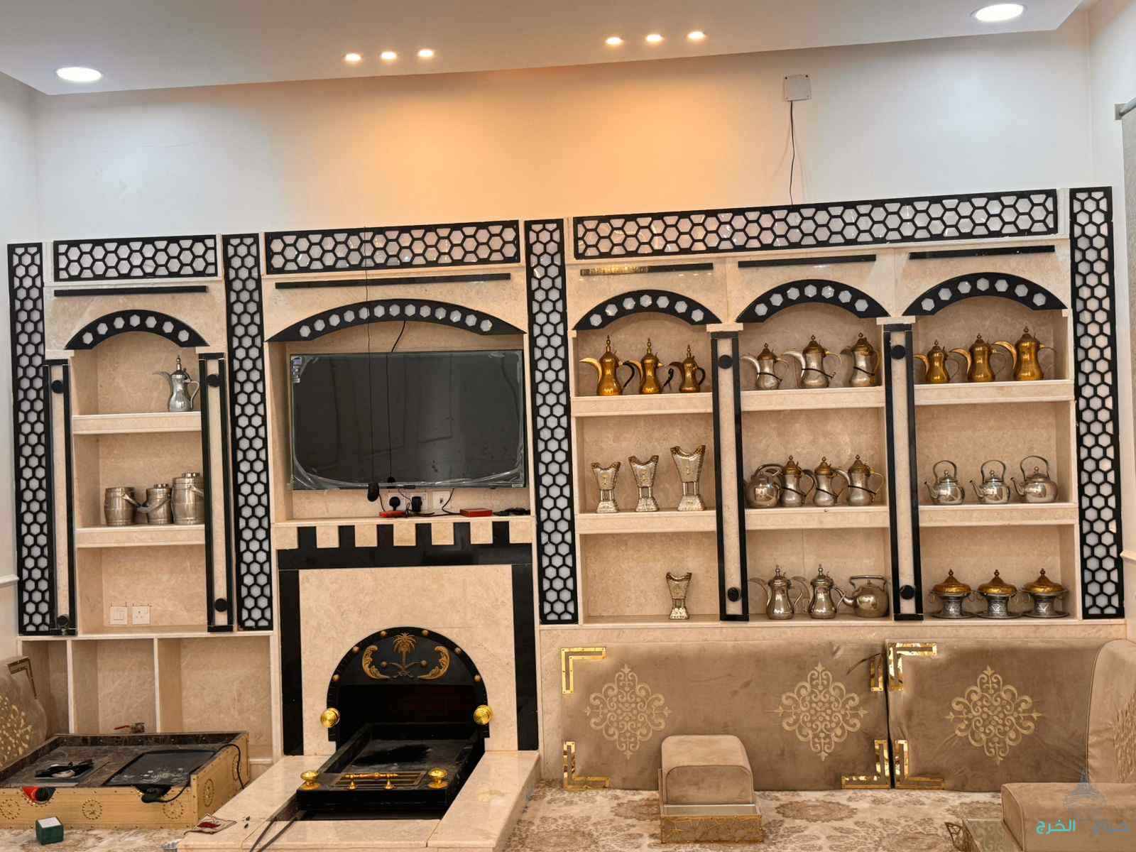 انا معلم باكستاني شغل مشب ايجار مدخنه موجود في بريده