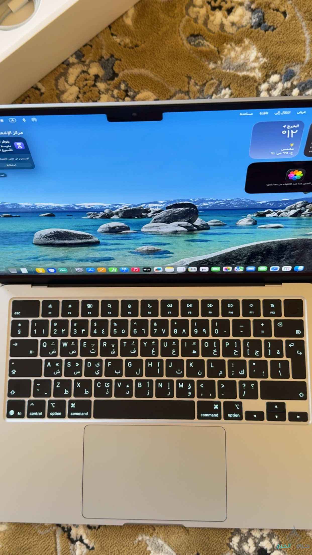 ابل ماك بوك اير M4 ازرق 