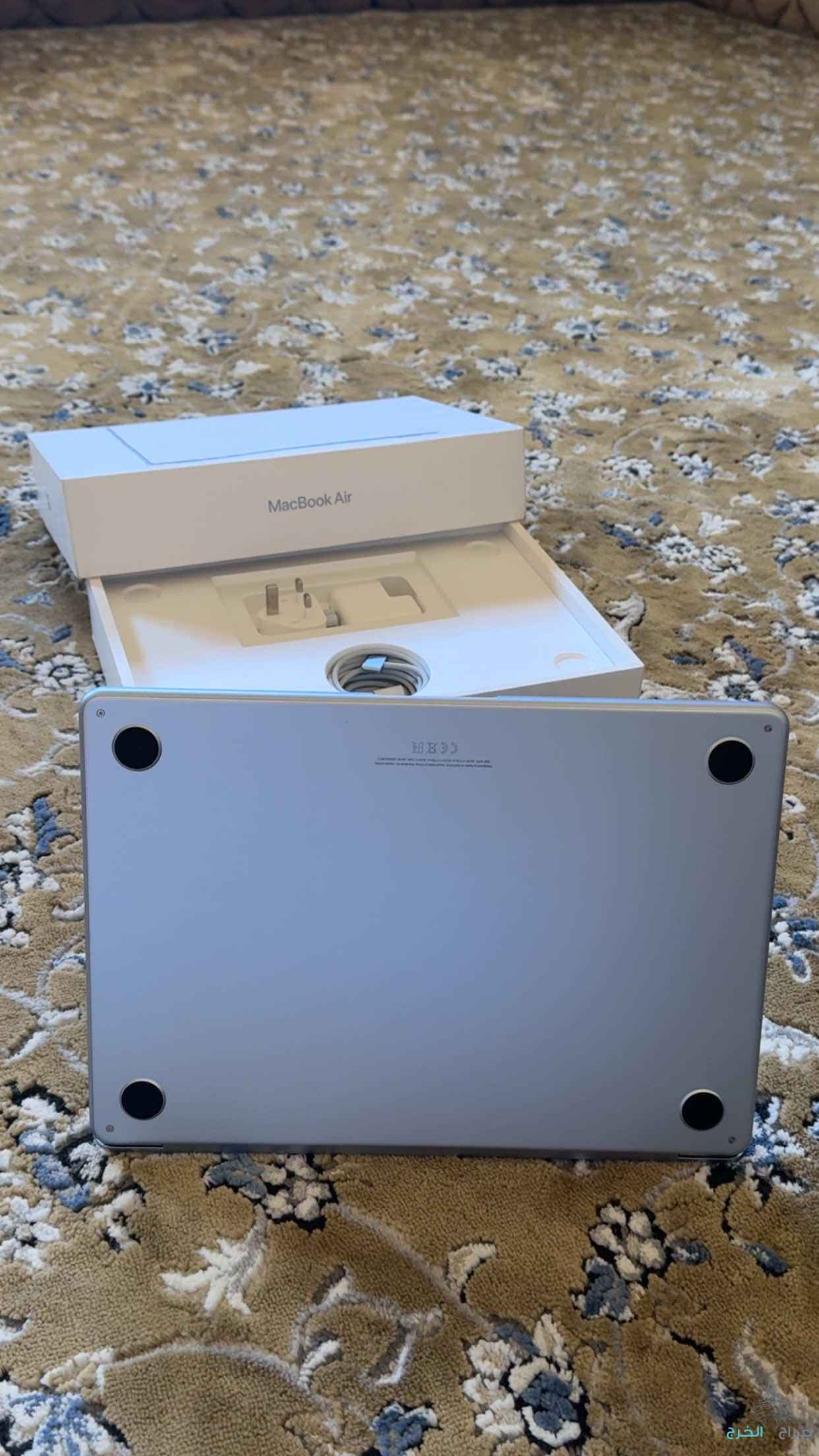 ابل ماك بوك اير M4 ازرق 