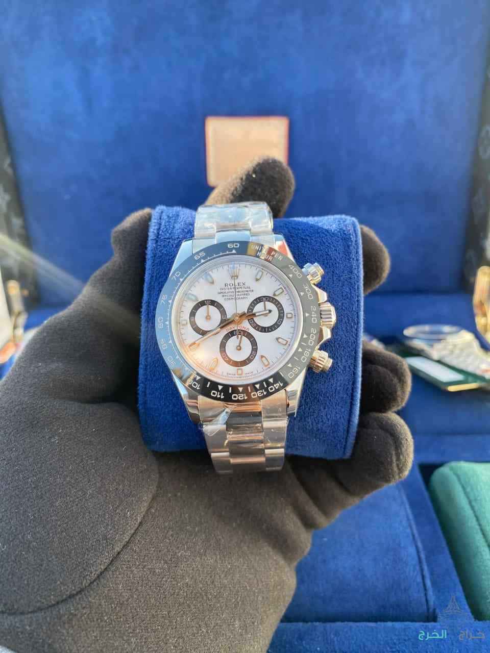 يوجد لدينا جميع انواع اساعات ⌚