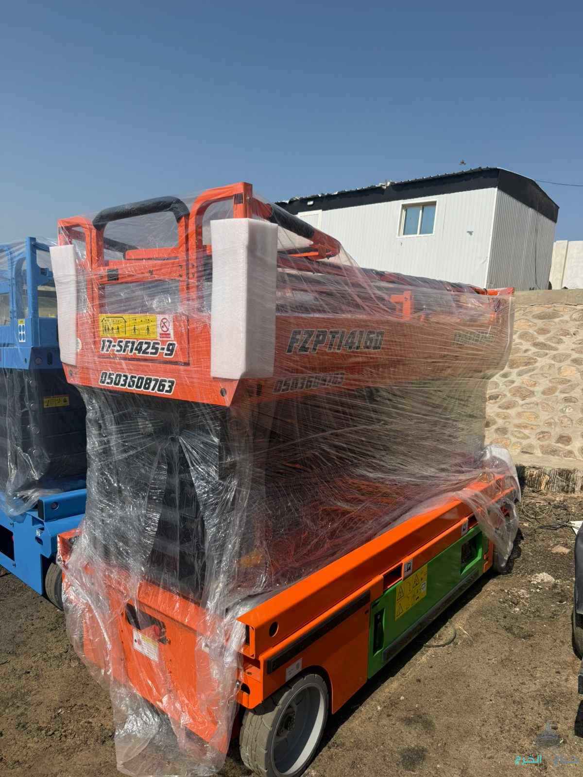 سيزر لفت 10متر12متر14متر16متر كهرباء للايجار 