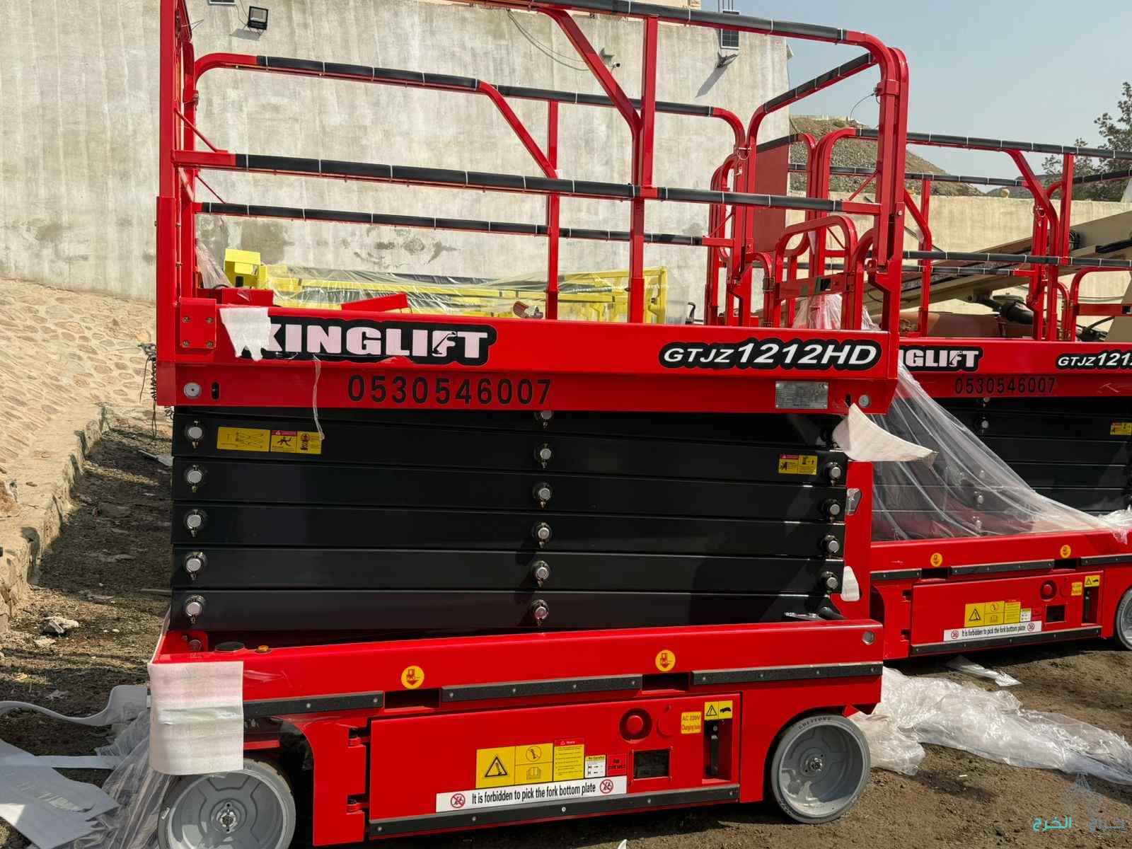 سيزر لفت 10متر12متر14متر16متر كهرباء للايجار 