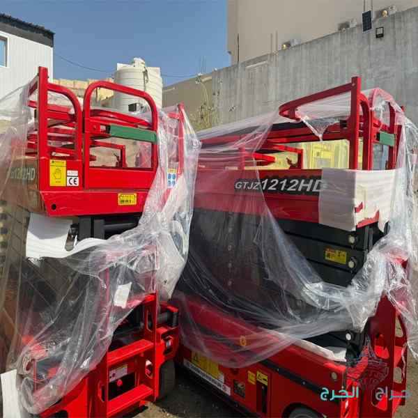 سيزر لفت 10متر12متر14متر16متر كهرباء للايجار 