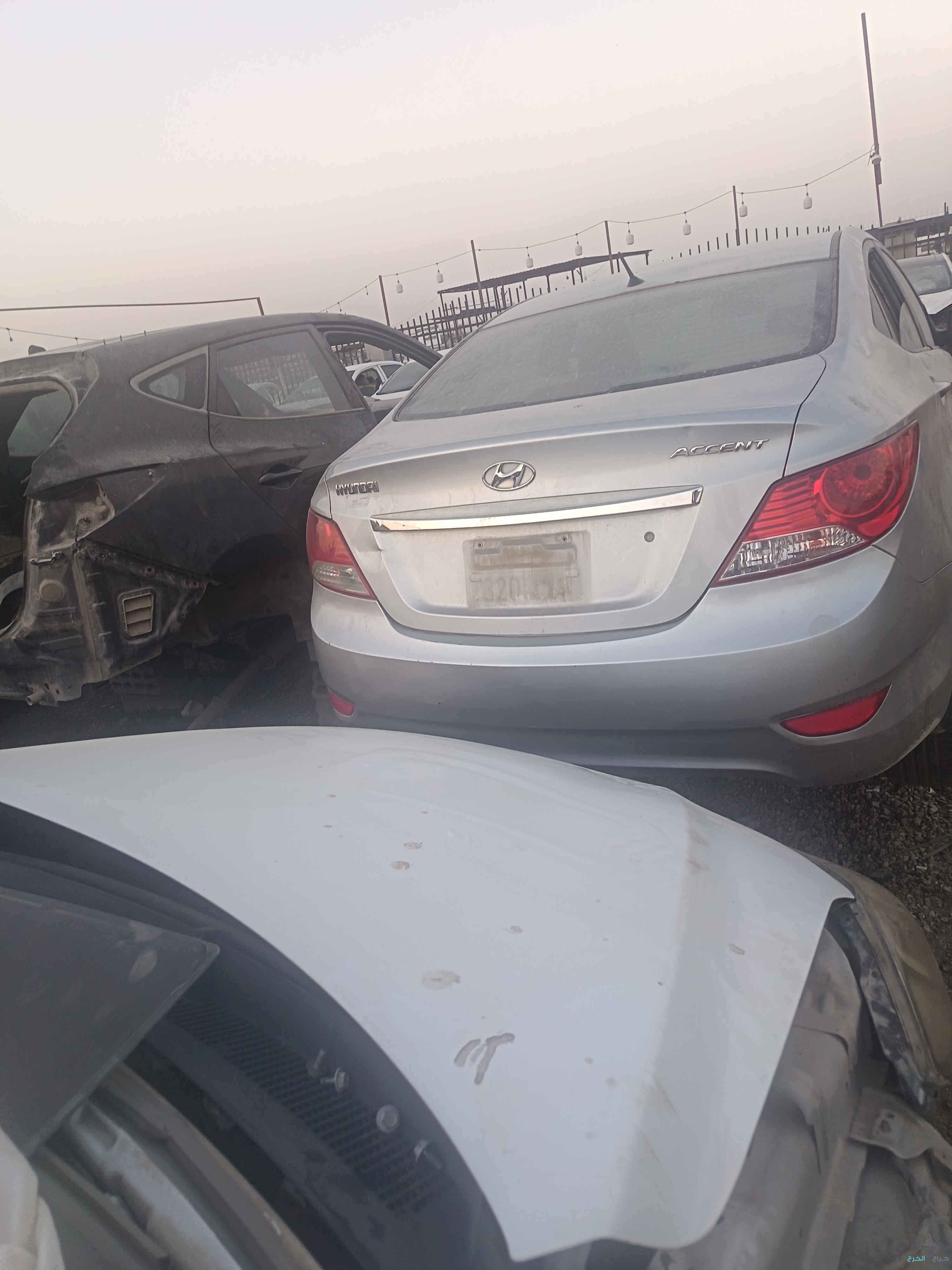 هونداي اكسنت موديل ٢٠١٣ قير توماتيك توجد لدينا جميع قطع الغيار تشليح فقط