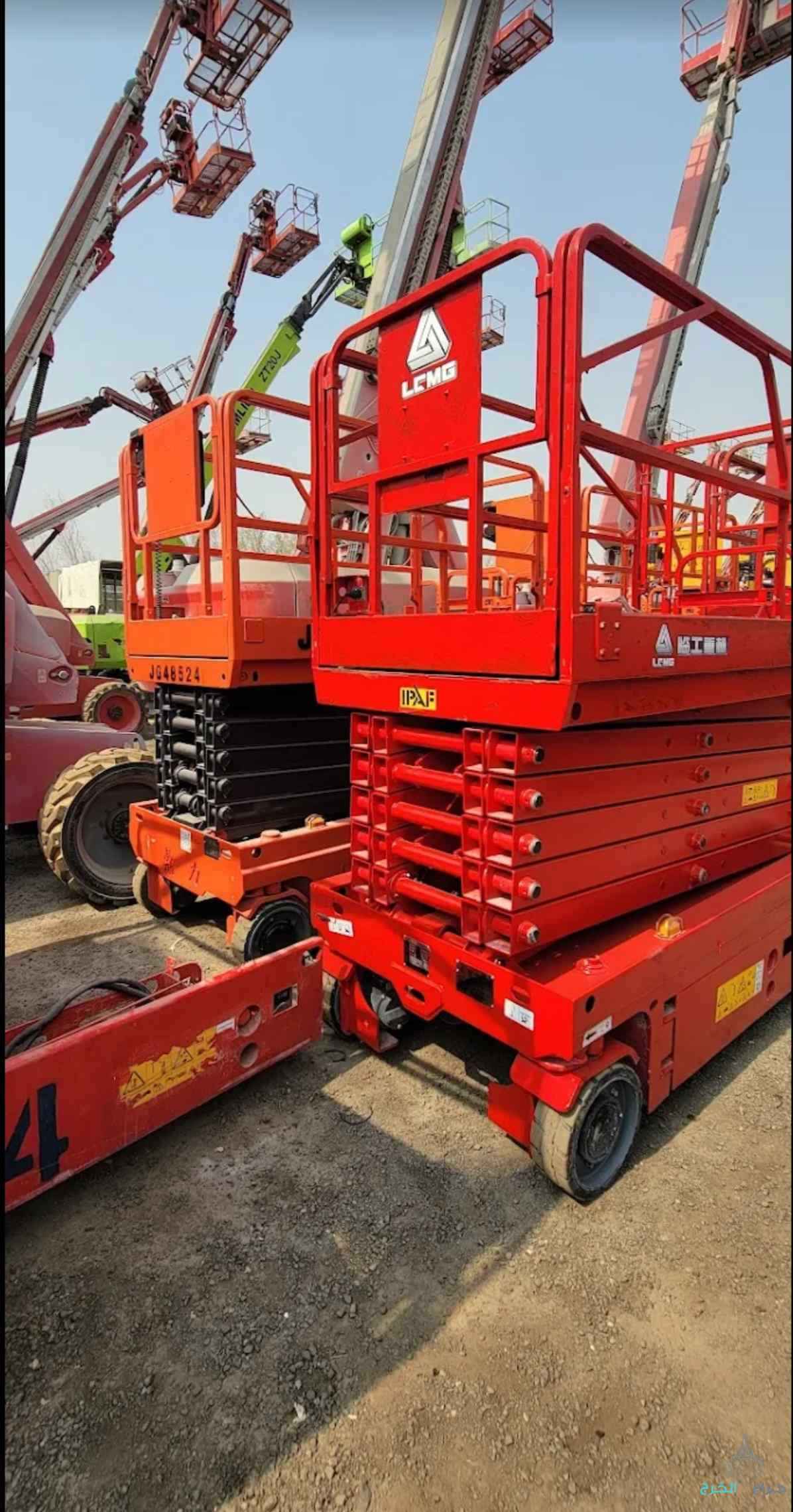 تأجير رافعات شوكية سيزر لفت مان لفت ببكات كرينات جميع الاحجام
