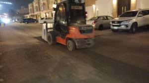 رافعات شوكيه للإيجار اليومي والشهري 