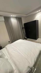 طش أثاث قديم تنظيف الفلل 