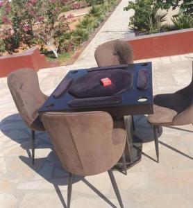 تاجير طاوله بلوت طاوله شطرنج بلياردو تنس هوكي 